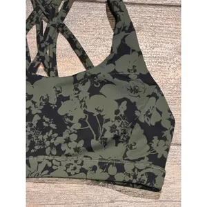 Lululemon Free To Be‎ Serene Sports Bra Olive Green Black Strappy Back Size 2 thumbnail 3