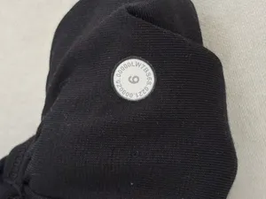 Lululemon Ribbed Contoured High-Rise Short 8", Black thumbnail 5