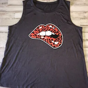 💕5️⃣ Distressed cheetah kiss distressed sleeveless top size XL thumbnail 1