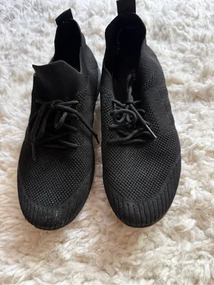 Amazon Black Knit Lace-Up Slip-On NON SLIP Sneakers thumbnail 4