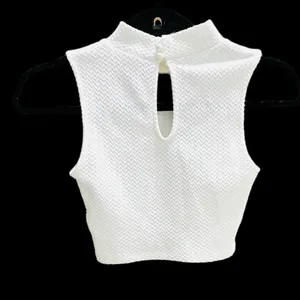 DIVIDED H&M White Textured Sleeveless Crop Top with Back Button Closure Sz XS thumbnail 5