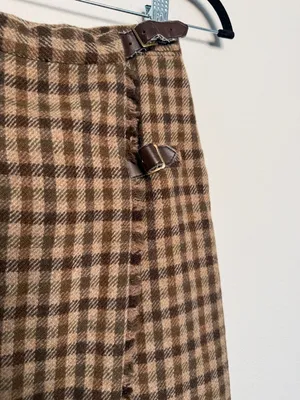 Women Dark Academia Wool Short Wrap Skirt thumbnail 3