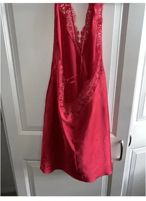 Victoria’s Secret Red Nightie Lingerie Medium Plunge Back V-Neck Lace Accents thumbnail 10