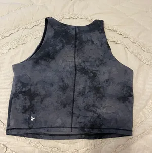 Old Navy Powerchill Tank Top thumbnail 2