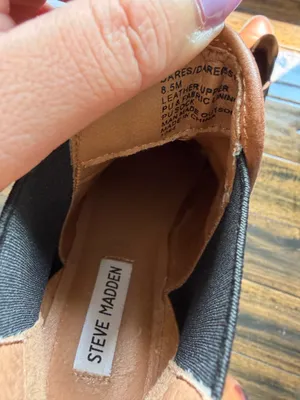 Steve Madden Leather Chelsea Boots thumbnail 10