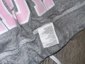 Instant action reversible light gray Y2K-style capri lounge pants pink NAUGHTY thumbnail 6