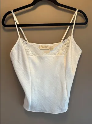 VINTAGE 90s VICTORIA'S SECRET GOLD LABEL CAMISOLE‎ thumbnail 1
