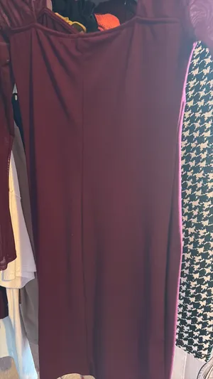 dark red dress thumbnail 5