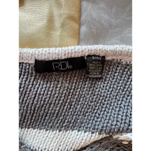 RDI gray white striped open knit V-neck sweater acrylic Size Small thumbnail 8