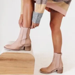 Free People Natural Leather Essential Chelsea Boot Size 9 Gently Used Boho Fall thumbnail 2