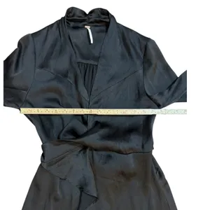 Free People Black Long Sleeve Wrap‎ Ruffle Hem Mini Dress Belted Sz M thumbnail 4
