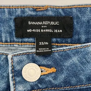 Banana Republic Mid-Rise Barrel Jean‎ 33/16 Medium Wash Casual Chic Minimalist thumbnail 5