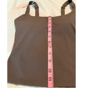 QINSEN Brown Square Neck Workout Tank Top Built-in Bra Athletic Cami XS thumbnail 3
