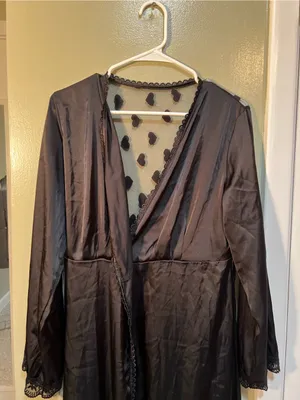 Women’s Size Medium Satin Kimono Robe Black Heart Lace Mesh Trim Dressing Gown thumbnail 4