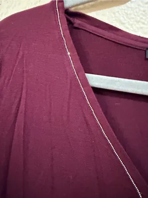 White House Black Market Burgundy Embellished V-Neck Chiffon Hem Top M thumbnail 4