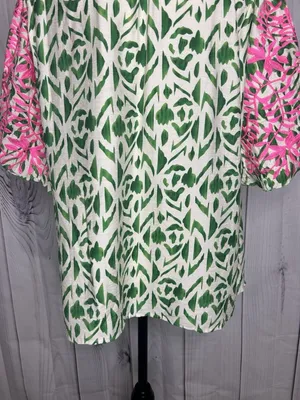 VOY Green White Abstract Print Top Pink Floral Embroidered Puff Sleeves Sz L thumbnail 9