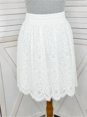 Bebe Lace Scallop Hem Mini Skirt White Medium Elastic Waist Cottagecore Layered thumbnail 4