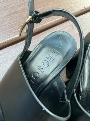 Modern leather Wide-Strap Block Heel Sandals 🌹 thumbnail 11