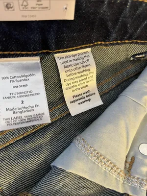 High-Rise Wide-Leg Jeans in Dark Blue thumbnail 5