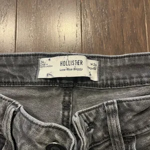 Hollister Black Low Rise Regular Length Baggy Jeans thumbnail 4