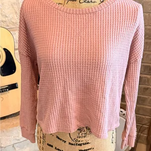 Charlotte Russe Textured Mauve Long Sleeve Top thumbnail 2