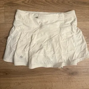 Lululemon White Pace Rival Skirt - size 2 thumbnail 2