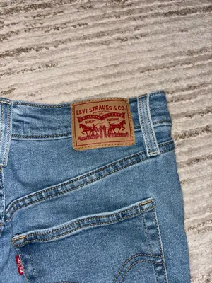 Levi’s Ribcage Straight Jeans thumbnail 4