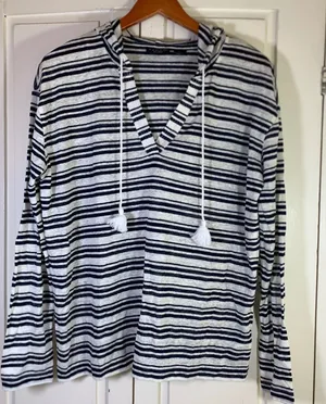 Tahari Womens Small 100% Linen Striped Hoodie Navy White Tassel V-Neck Top thumbnail 1