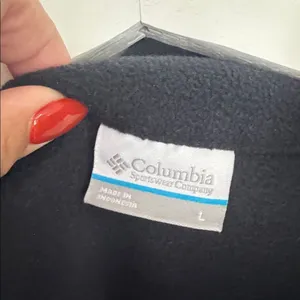 Columbia Black Half-Zip Fleece Jacket thumbnail 3