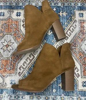 Zigi Girl Fall Brown Open Peep Toe Heel Boots Women’s Size 11M thumbnail 1