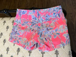 Lilly Pulitzer Callihan Shorts thumbnail 3