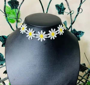 Daisy Chain Floral Choker Necklace New thumbnail 1