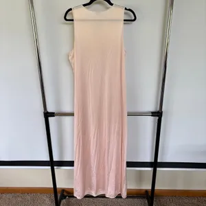Vintage Peach Silky Slip Dress Vanity Fair Sleeveless Dainty Floral Flowy Medium thumbnail 3