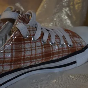 Classic Basketball Sneakers Shimmering Plaid Bronze, Size 9 thumbnail 6