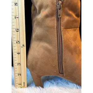 Target Tan Faux Suede Pointed Toe Kitten Heel Knee High Boots Size 9 Y2K costume thumbnail 7