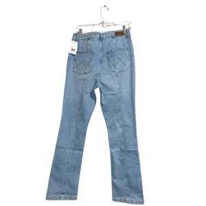 Wrangler NWT Seamed Flare Boot Cut High Rise Bold Boot Jean 10/30 X 34 thumbnail 7