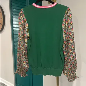 NWOT - THML Boho Green Blouse Pattern Sleeve Urban Boho Top thumbnail 3