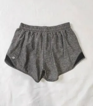 Lululemon Hotty Hot Shorts 2.5" thumbnail 5