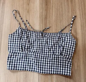 Abercrombie Cropped Tank thumbnail 1