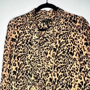 J. Crew Leopard Rufle Silk Blouse Size 8 thumbnail 4