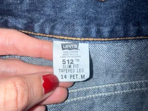 Vintage Levi's 512 Slim Fit Tapered Leg Jeans in‎ Dark Indigo Wash thumbnail 5