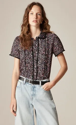Jcrew Lace-Trim Button-Up Shirt in Liberty Strawberry Floral Fabric Size 2 thumbnail 1