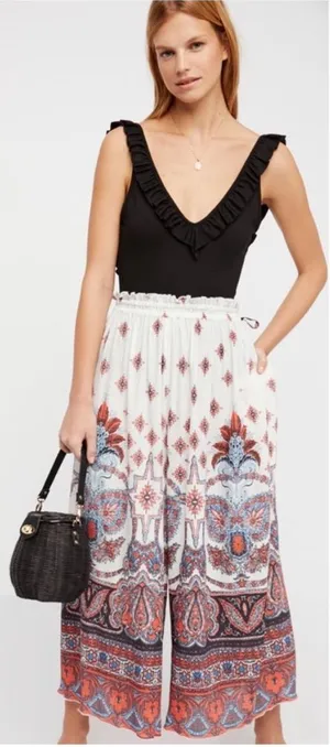 Free People Gold dust flowy crinkle gauze wide leg pants sz M thumbnail 1