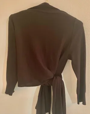 DKNY Wrap thumbnail 3
