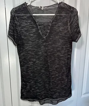 BKE‎ Top Womens S Black Burn out Space Dye Lattice V-Neck Lace Up Tee Grunge Y2K thumbnail 1