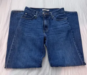 Levi’s 94 Baggy Women’s Jeans Mid-Rise Straight thumbnail 1