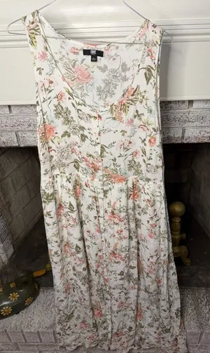 Frye Floral Maxi Dress Large Cream Pink Boho Cottagecore Sleeveless Button Front thumbnail 1