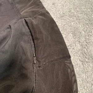 Lululemon Athletica Black Athletic Shorts 8 thumbnail 4