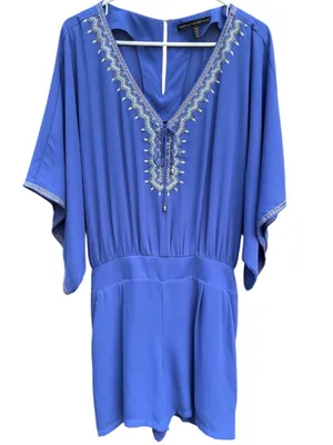 White House Black Market Kimono Sleeve Embroidered Shorts Romper Size 10 thumbnail 1