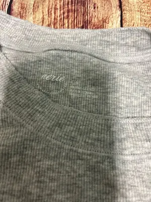 Aerie Grey Crew Neck long Sleeve Size L thumbnail 2